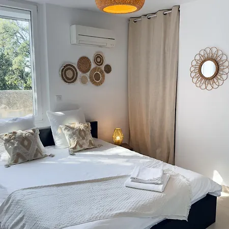 Ste Marguerite Elegant T2 Avec Terrasse Séjour chez l'habitant Marseille